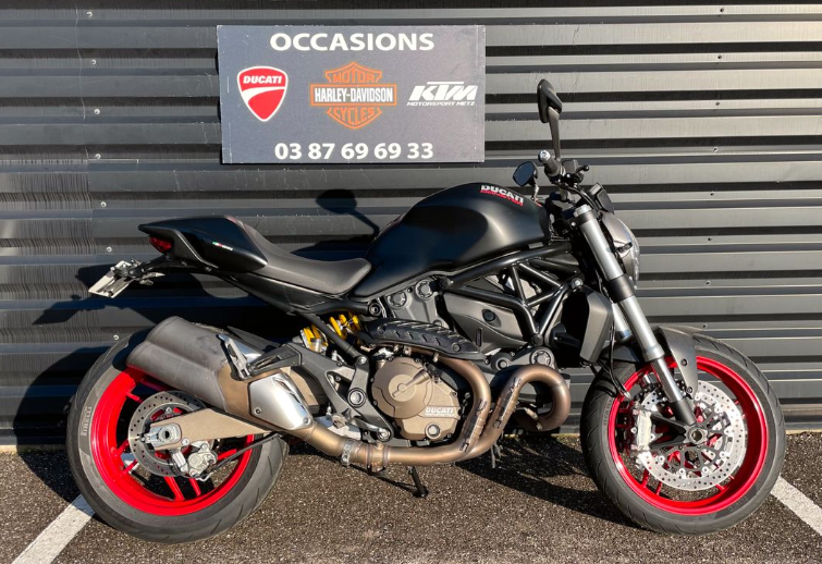 821 monster a2